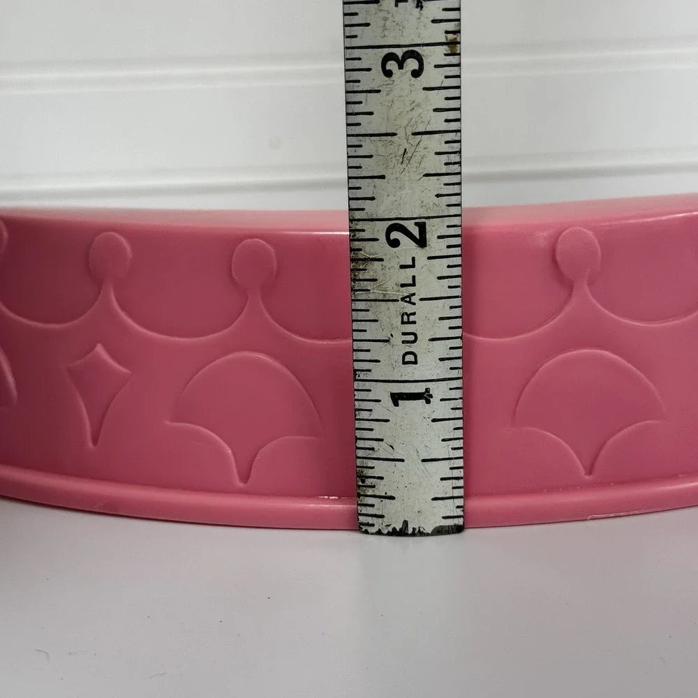 Barbie Doll Beauty #1018 Plastic Dog Bed ~ Vintage 1970's